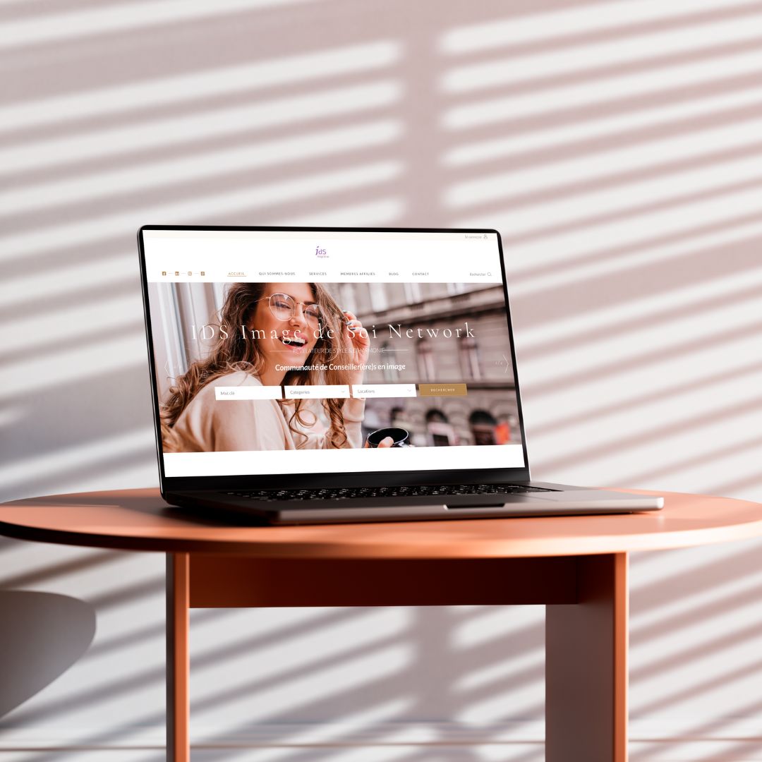 Image d'un mockup du site web de IDS (Image de soi), une entreprise pour qui j'ai réalisé une refonte.